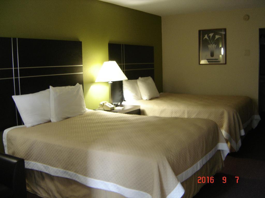 Days Inn Oil City Conference Center Eksteriør bilde
