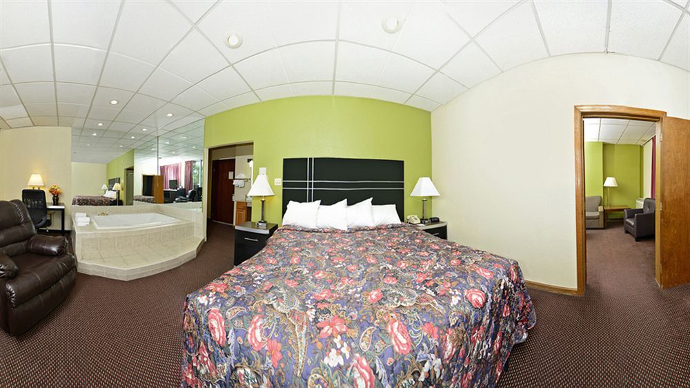 Days Inn Oil City Conference Center Eksteriør bilde